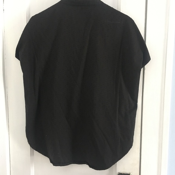 7115 by Szeki Black Capelet Shirt - Picture 6 of 7